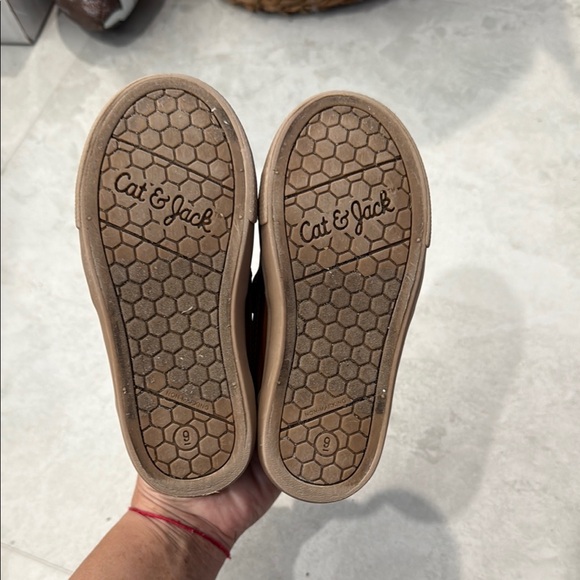 Cat & Jack Brown Leather Ankle Boots with Velcro - Picture 3 of 5